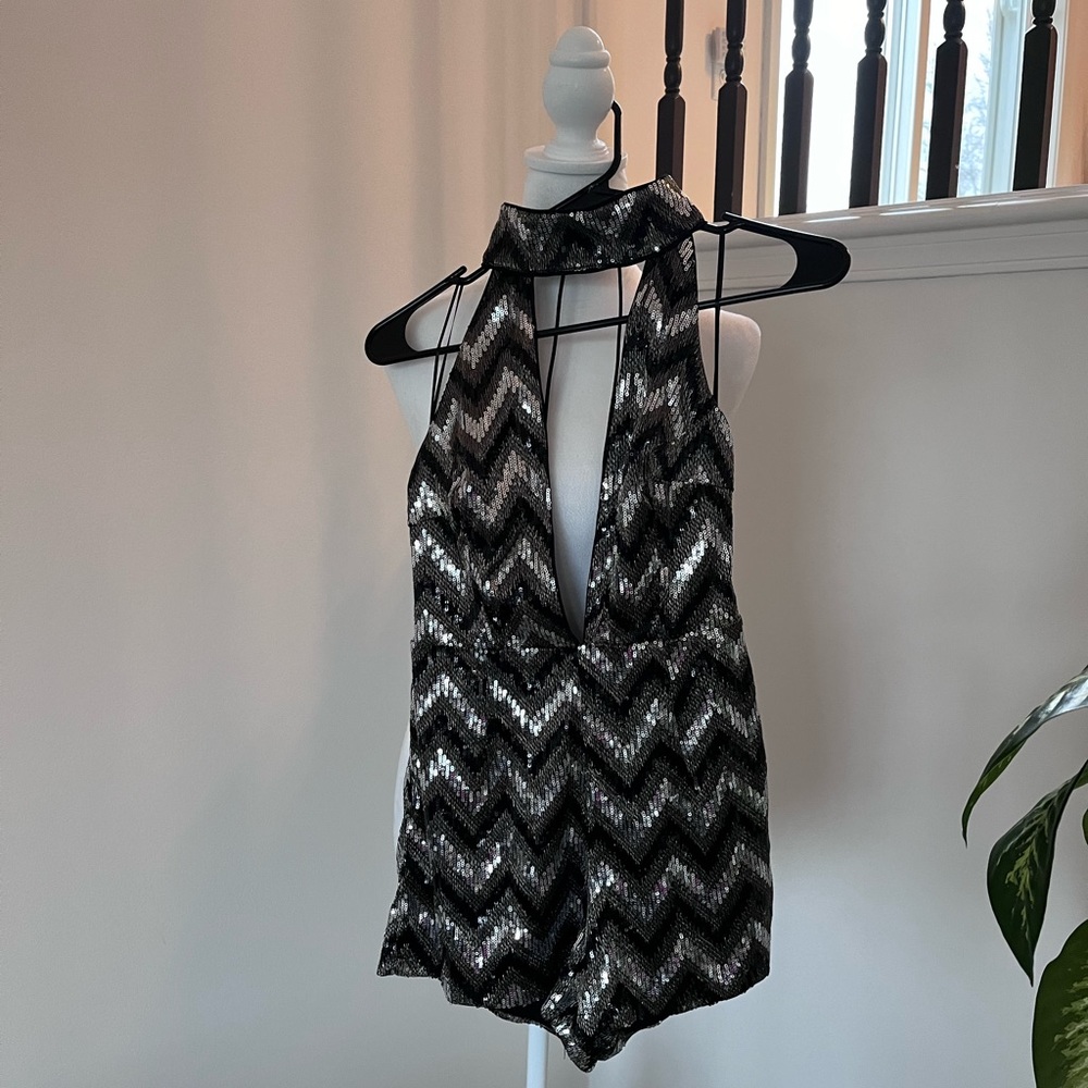 Sequence Romper Size S - image 1